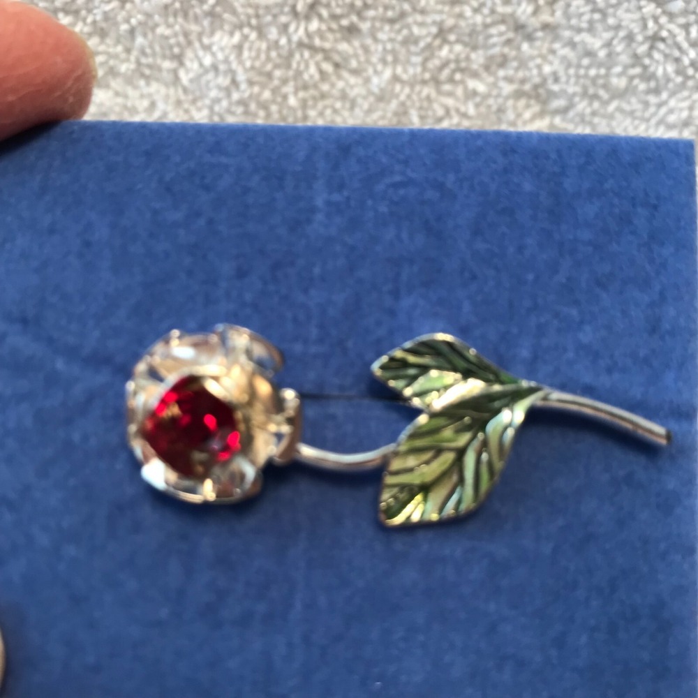 Vintage Avon Birthstone Rose Pin - July /Simulated Ruby
